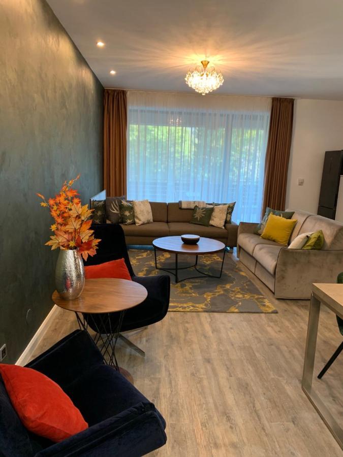 Edelweiss Apartments Silver Resort Пояна-Брашов Екстер'єр фото